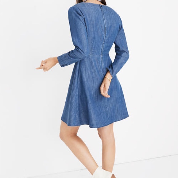 Denim Lilyblossom Button-Front Dress - Picture 4 of 7